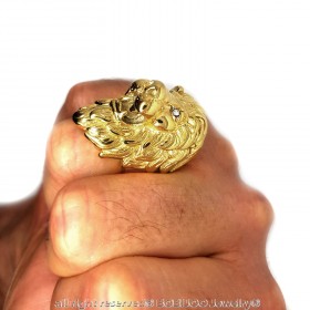 bague tête de lion : Or et Yeux diamants, énorme bijou bobijoo