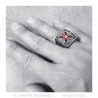 BA0183 BOBIJOO JEWELRY IN HOC SIGNO VINCES anello rosso con croce templare pattée